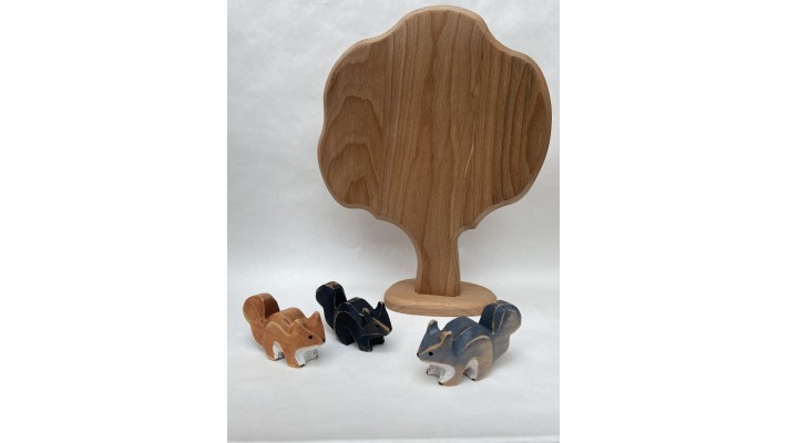 Petit écureuil sculpté, jouet de bois, décoration, figurine